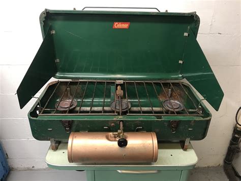 coleman 426 gas stove